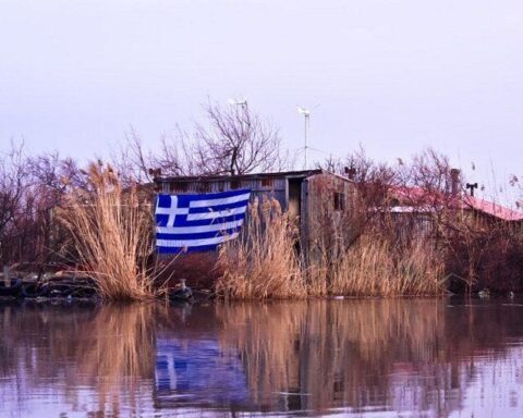 Έβρος Τούρκοι κατέστρεψαν καλύβα του Στρατού στο Δέλτα