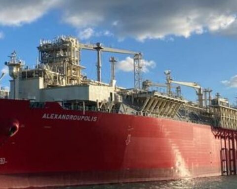 Το πρώτο φορτίο LNG στον Πλωτό Τερματικό Σταθμό Αλεξανδρούπολης