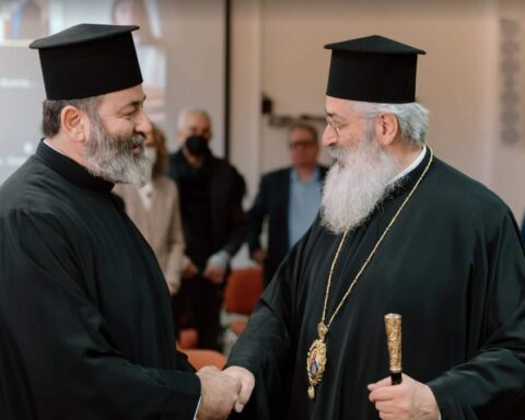 Αναγόρευση π. Βασιλείου Κολέτσα σε Διδάκτορα της Νευροχειρουργικής Κλινικής
