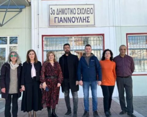 Η Ένωση Τελωνειακών Υπαλλήλων στήριξαν πληγέντα σχολεία σε Αλεξανδρούπολη και Λάρισα
