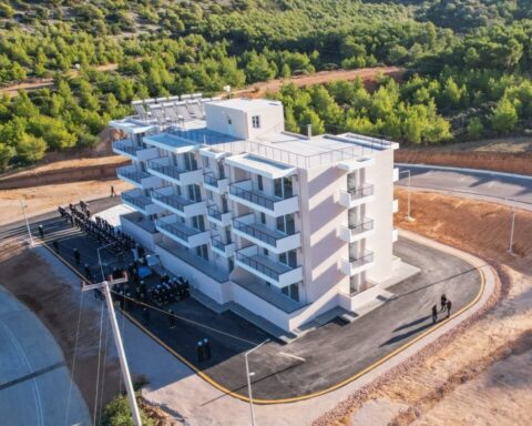 Ένοπλες Δυνάμεις κατοικίες για στρατιωτικούς σε Έβρο