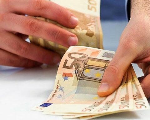 Εξοικονομώ Αλλάζω συσκευή για τις επιχειρήσεις με επιδότηση