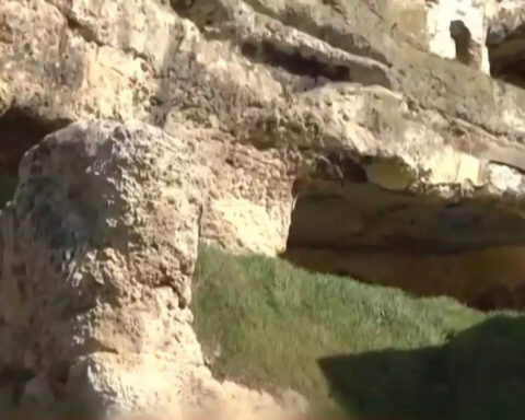 Διδυμότειχο πέντε οικογένειες ζουν σε σπηλιές αλλά όχι από επιλογή τους