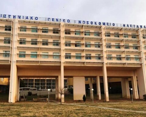 Έχασε την "μάχη" για τη ζωή ο εργαζόμενος του Δήμου Αλεξανδρούπολης που είχε πέσει από το απορριμματοφόρο στο χώρο του Νοσοκομείου