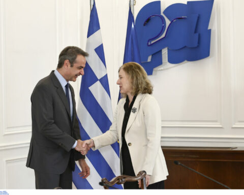 Μητσοτάκης σε Γιούροβα: Απειλή για την περιφερειακή σταθερότητα και ασφάλεια η κλιμάκωση στη Μ. Ανατολή