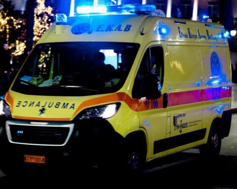 Αλεξανδρούπολη καγκελόπορτα έπεσε σε 4χρονο κορίτσι και το τραυμάτισε σοβαρά