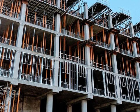 Υπεγράφη νέα σύμβαση για κτιριακό έργο στην Αλεξανδρούπολη