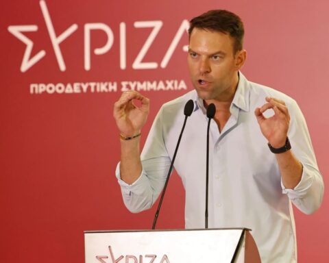 Κασσελάκης ο κόσμος πρέπει να ψηφίσει σε αυτές τις εκλογές και να πάρει τη ζωή του στα χέρια του