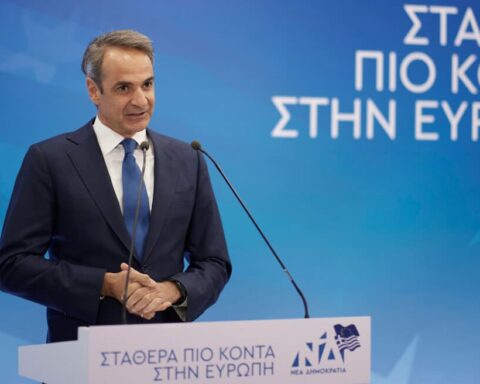 Έρχεται ανασχηματισμός
