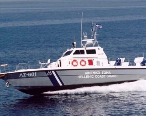 Διακομιδή παιδιού από τη Σαμοθράκη στο νοσοκομείο Αλεξανδρούπολης