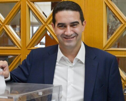 Κατρίνης το ΠΑΣΟΚ επιστρέφει πρωταγωνιστικό νικηφόρο»