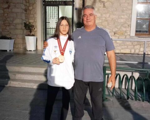 Ορεστιάδα υποδοχή για την Εβρίτισσα Λαμπριάννα Ασημάκη που βγήκε 3η στο Παγκόσμιο Πρωτάθλημα TAEKWONDO